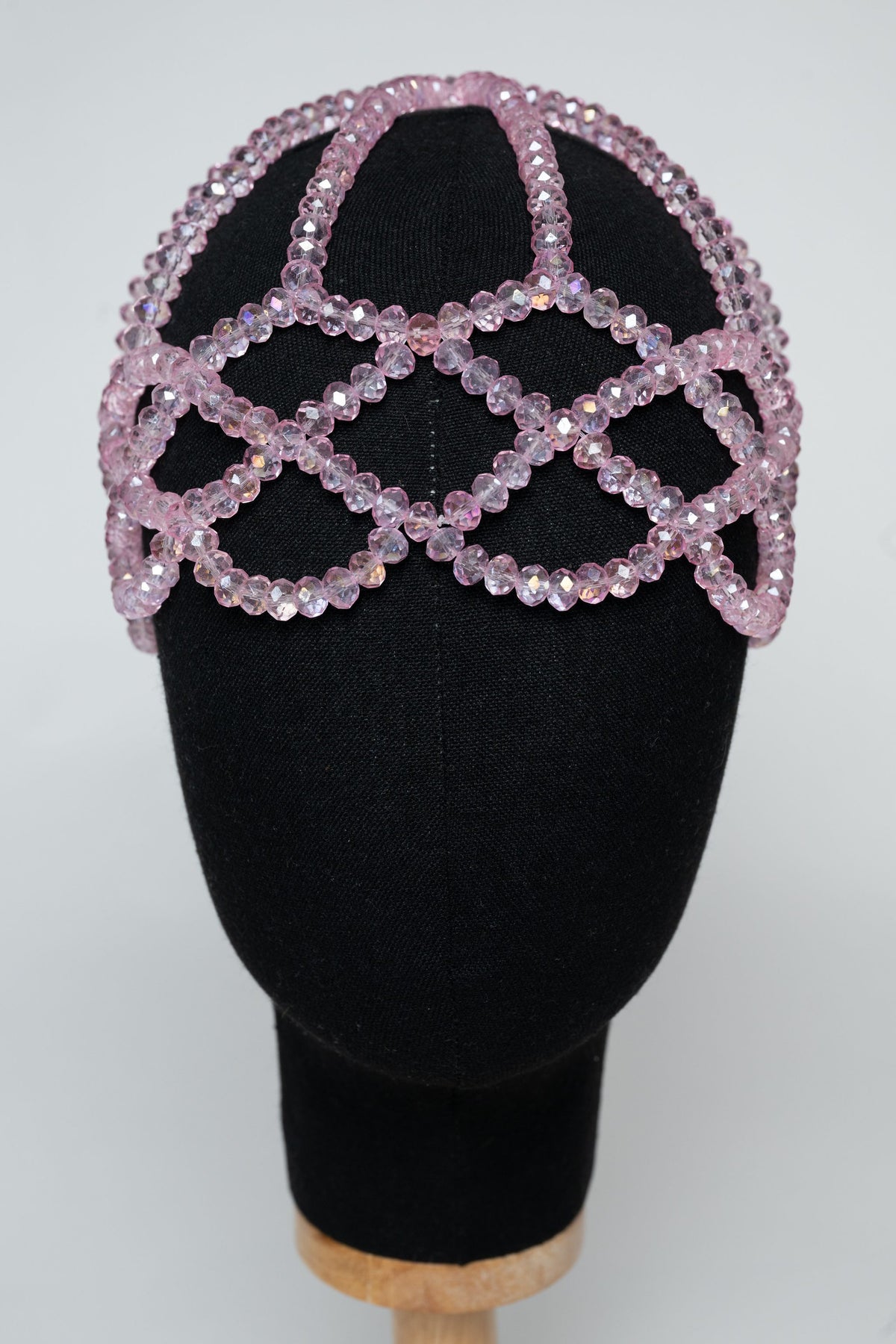 Bonnets en cristal — grandes perles Faralyn — Quartz, vue de face