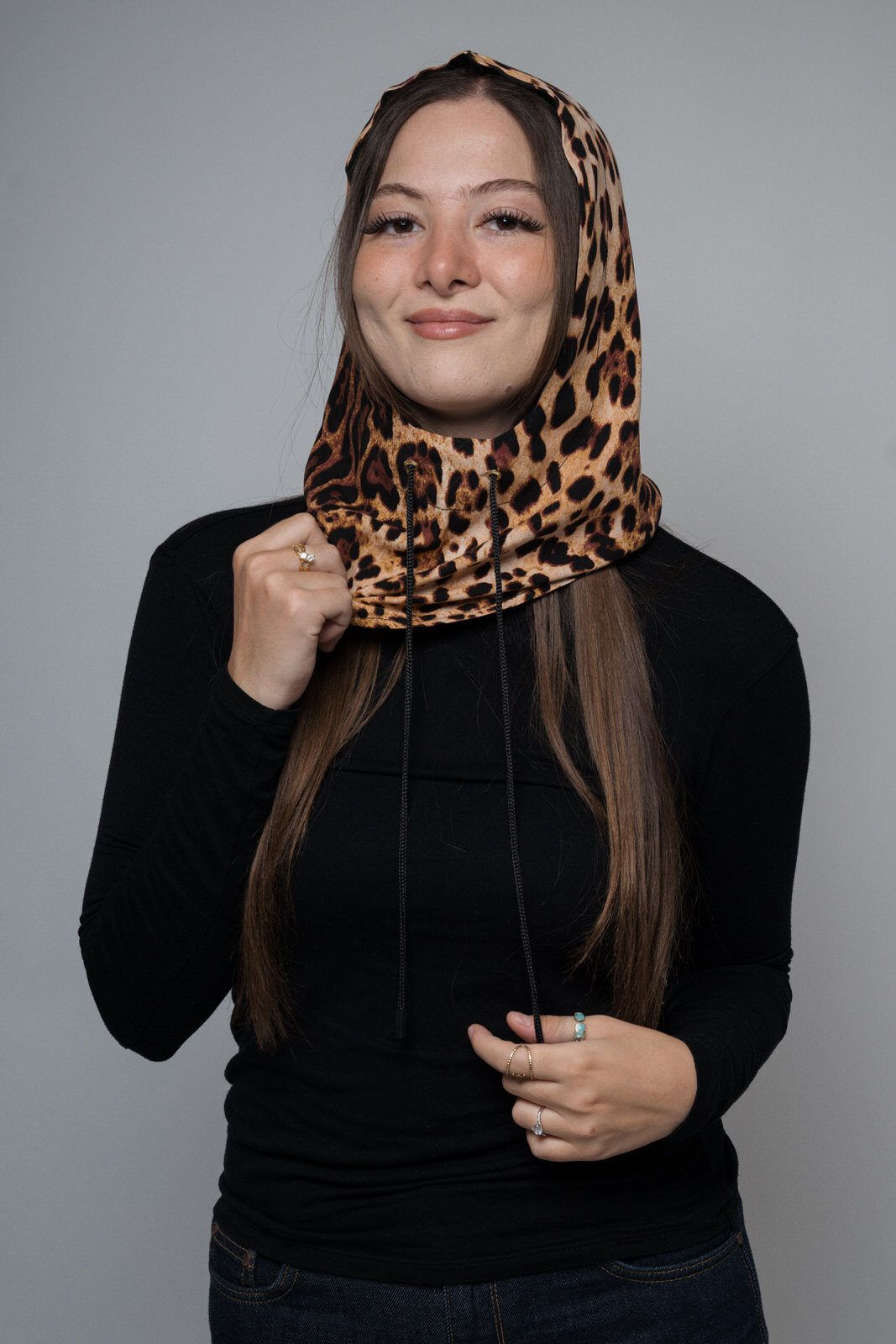 Cagoule mondaine Faralyn — Léopard, vue de face